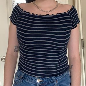 lettuce edge rib-knit fitted crop tee